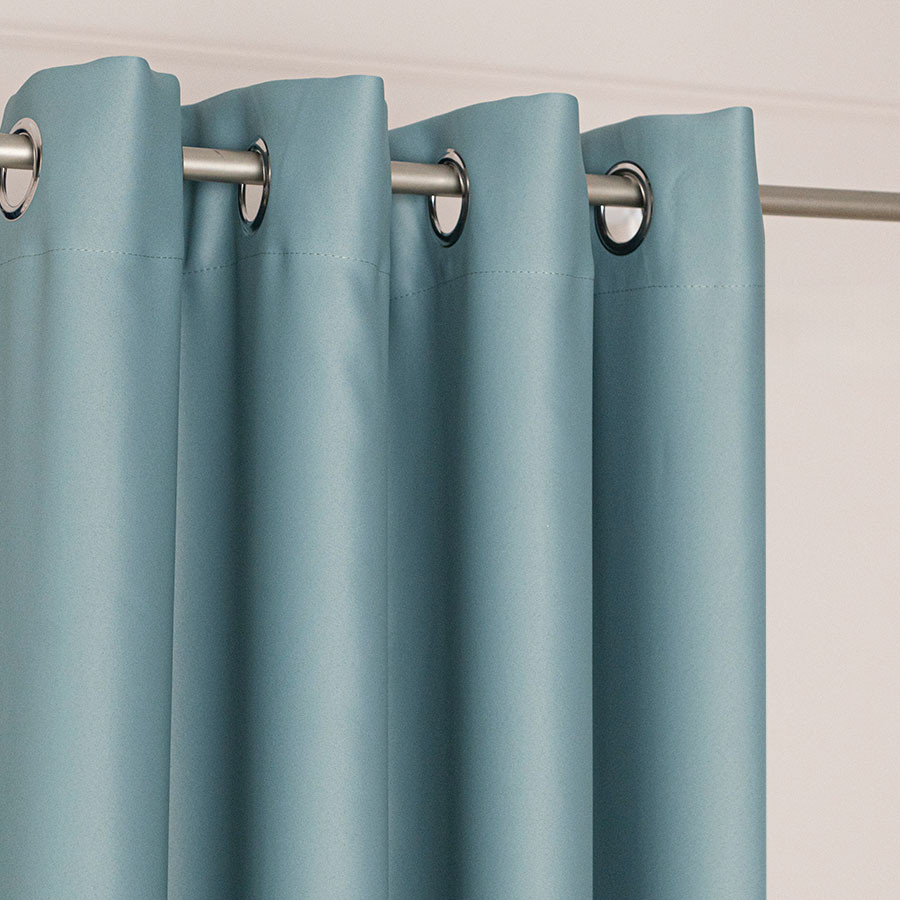 DONA Zasłona gotowa typu blackout na przelotkach, szerokość 140cm x wysokość 250cm, kolor 227 szałwiowy zielony TD0015