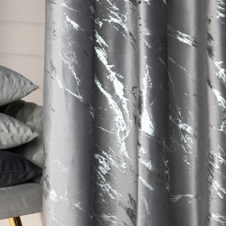 MARMA Zasłona gotowa na taśmie, szerokość 140cm x wysokość 250cm, kolor 005 jasny szary ze srebrnym nadrukiem na VELVI TD0