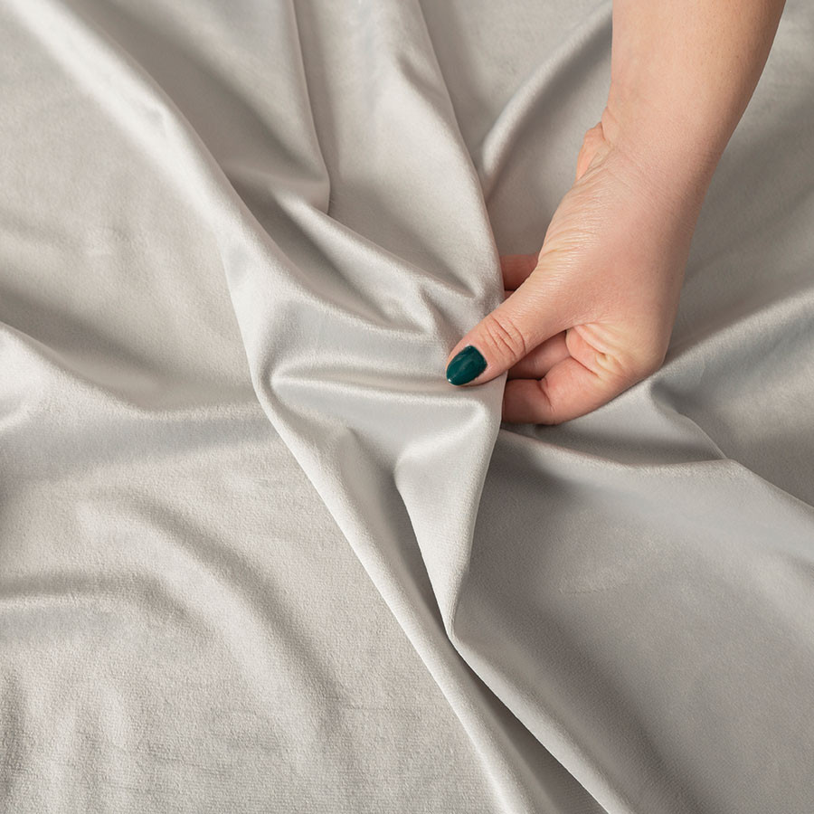 VELVI Zasłona gotowa na przelotkach, szerokość 140 x wysokość 240cm, kolor 021 pastelowy szary VELVI0