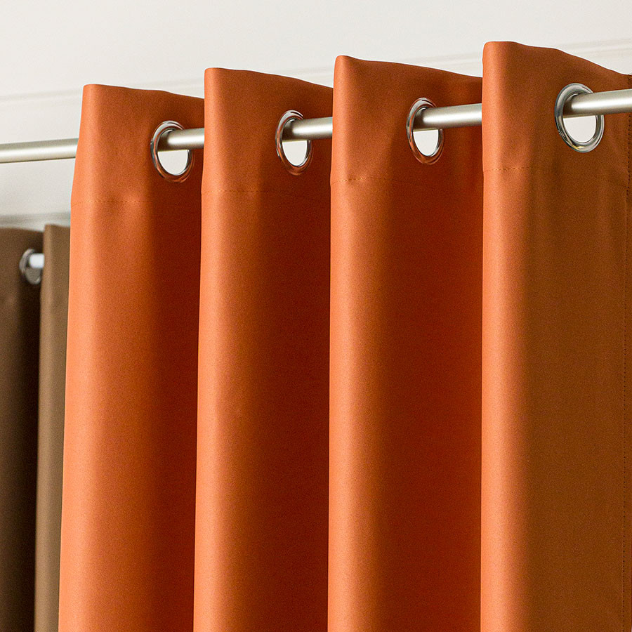 DONA Zasłona gotowa typu blackout na przelotkach, szerokość 140cm x wysokość 250cm, kolor 841 ciemny pomarańczowy TD0015