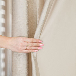 ELEONORA Zasłona gotowa na przelotkach, szerokość 140cm x wysokość 250cm, kolor 015 ciemny kremowy ze złotym nadrukiem na