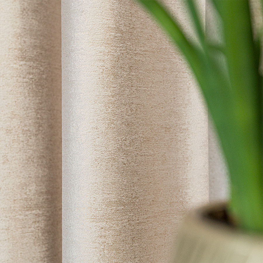 ELEONORA Zasłona gotowa na przelotkach, szerokość 140cm x wysokość 250cm, kolor 015 ciemny kremowy ze złotym nadrukiem na