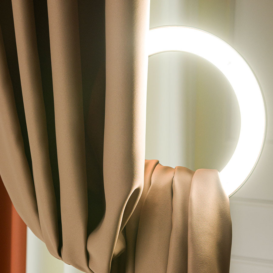 DONA Zasłona gotowa typu blackout na przelotkach, szerokość 140cm x wysokość 250cm, kolor 806 jasny ciepły brązowy TD0015