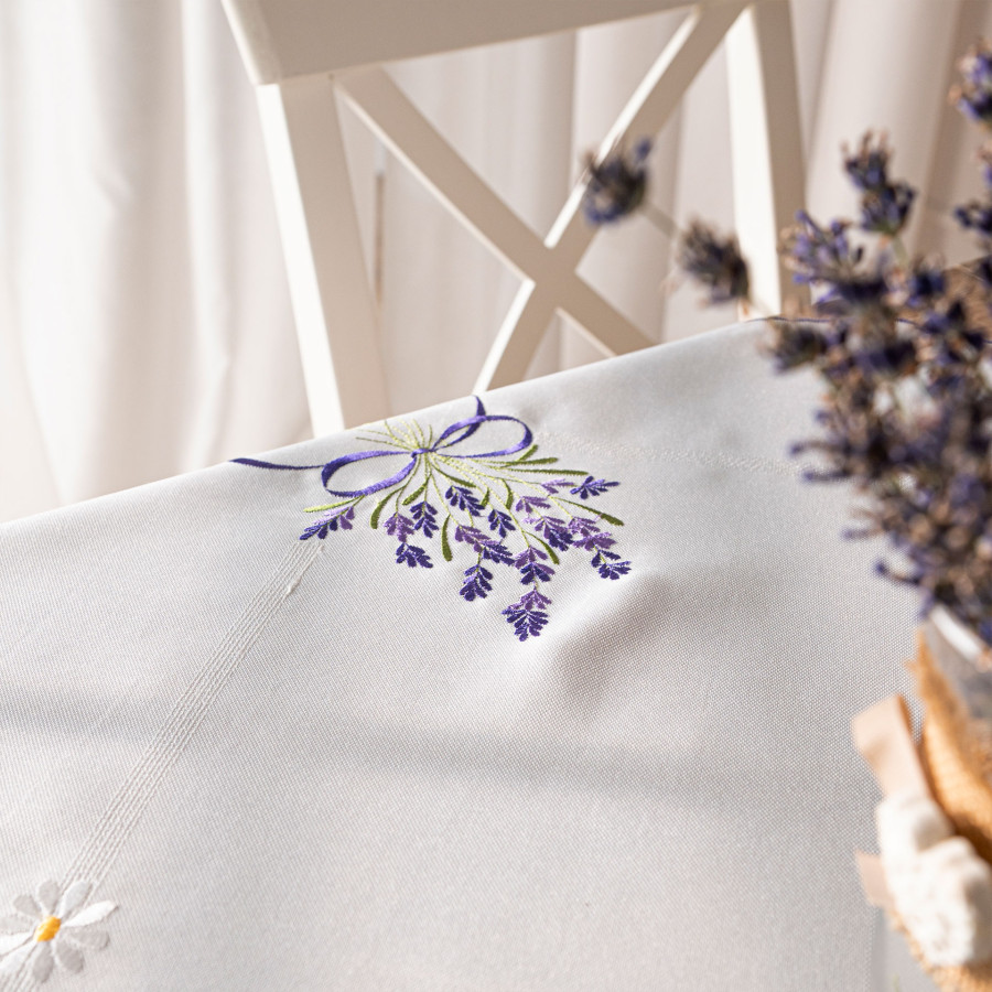 LAWENDOWA POLANA Serweta z haftem, szerokość 85cm x wysokość 85cm, kolor 001 biały 291771