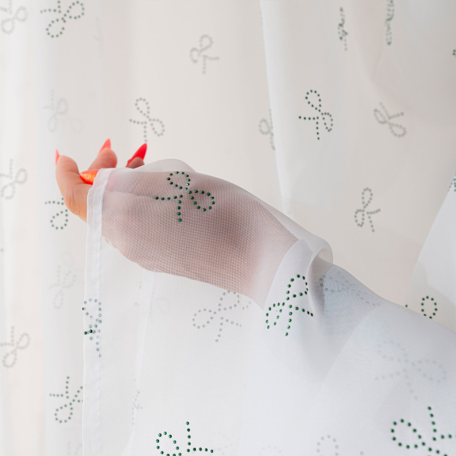 RIBBON Firana gotowa na woalu w diamentowe kokardki, na taśmie, z ołowianką, szerokość 140 x wysokość 250cm, kolor 003 bi