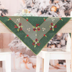 ŚWIĄTECZNE KOKARDKI Serweta z haftem, szerokość 85cm x wysokość 85cm, kolor 002 zielony 295161