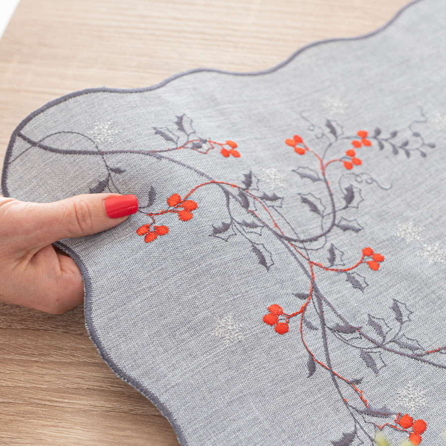 JARZĘBINOWY BLASK Serweta z haftem, szerokość 85cm x wysokość 85cm, kolor 007 szary 645310