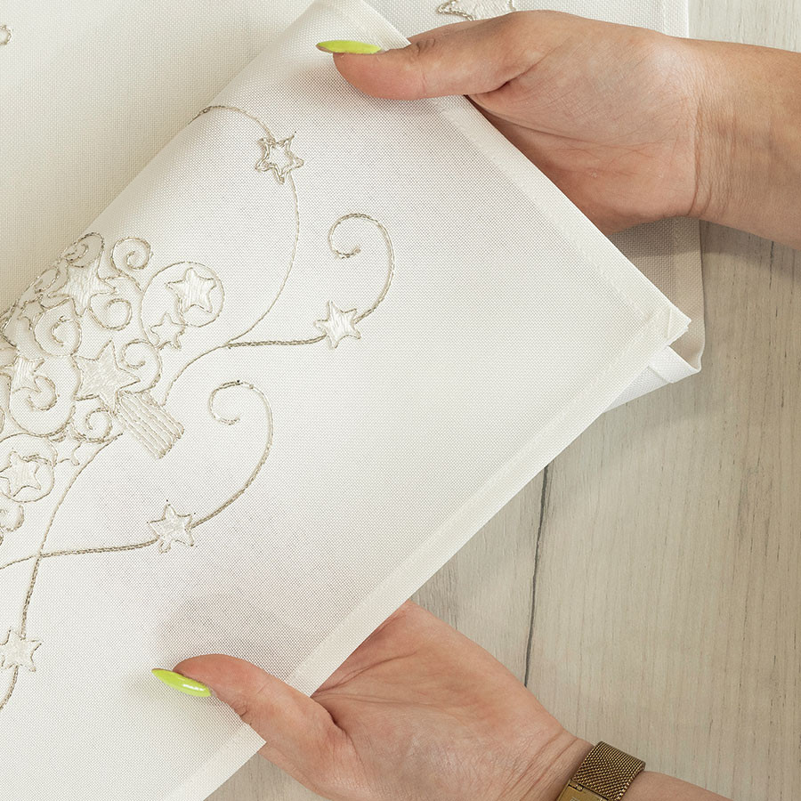 ŚWIĄTECZNY BLASK Serweta, szerokość 85cm x wysokość 85cm, kolor 001 biały 615800