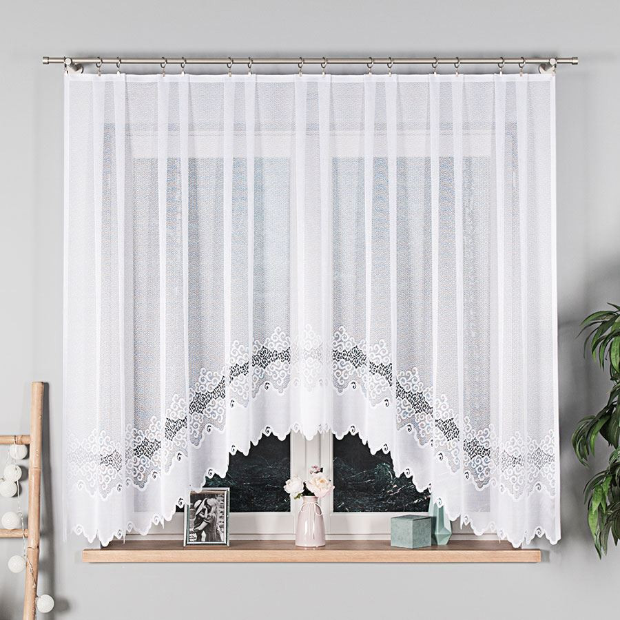 MODESTA · firanka żakardowa gotowa · biała · klasyczny wzór · 300x160 cm