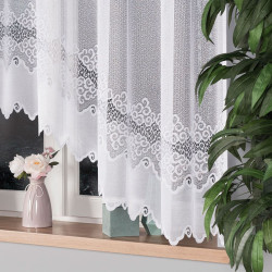 MODESTA · firanka żakardowa gotowa · biała · klasyczny wzór · 300x160 cm