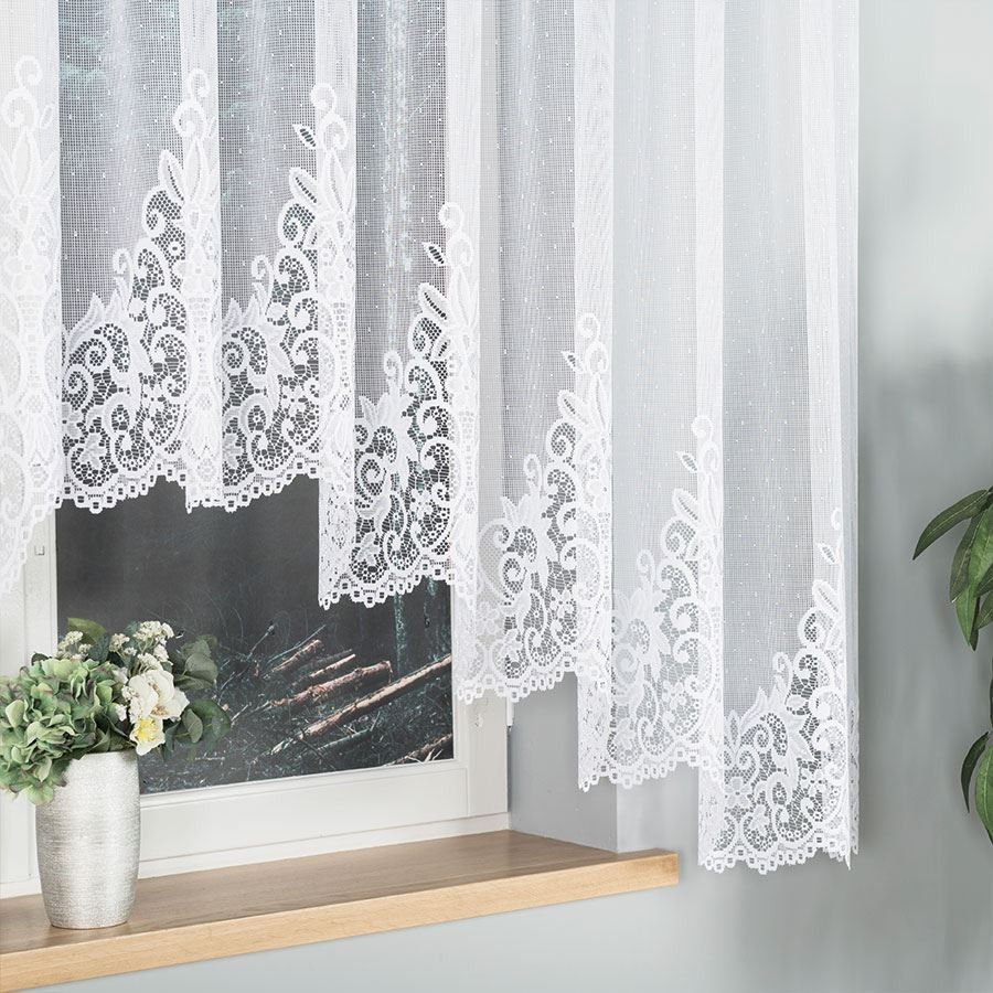 BERENIKA - Firanka gotowa żakardowa z podcięciem na dole - 400x160 cm - kolor biały