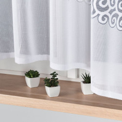 DANIELA · firanka gotowa z podcięciem · biała · klasyczny wzór · 300x170