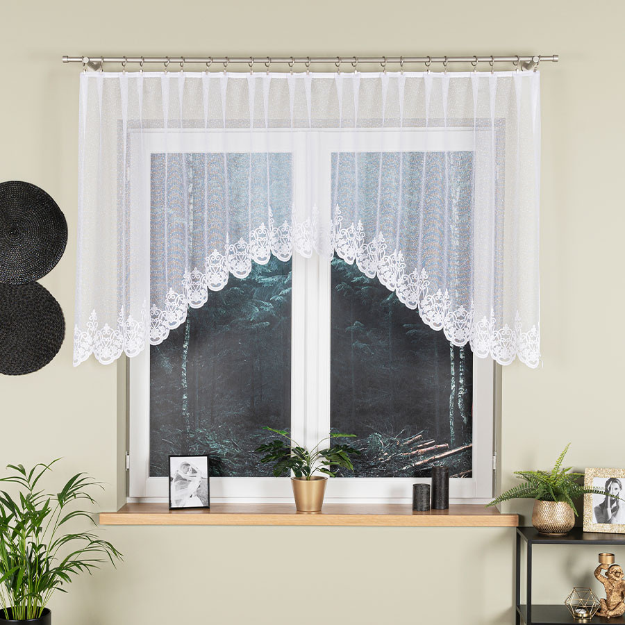 ŻANETA - Firanka gotowa żakardowa z podcięciem na dole - 400x105 cm - kolor biały