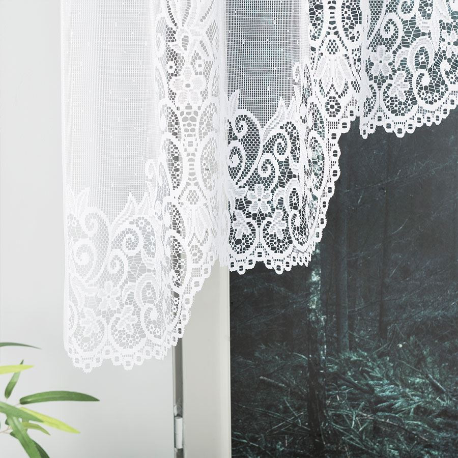 BERENIKA - Firanka gotowa żakardowa z podcięciem na dole - 330x120 cm - kolor biały