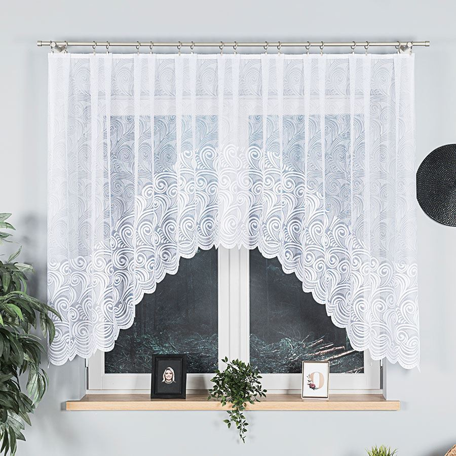 KINGA - Firanka gotowa żakardowa z podcięciem na dole - 300x140 cm - kolor biały