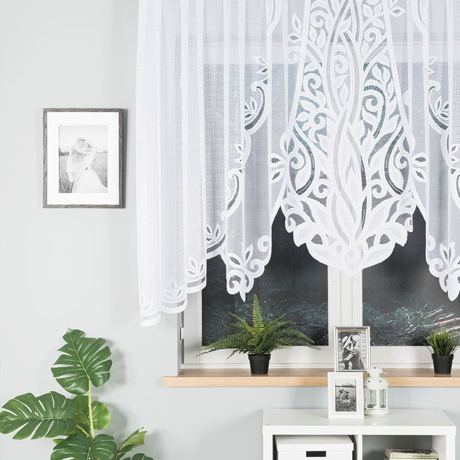 POLA - Firanka gotowa żakardowa z podcięciem na dole - 300x140 cm - kolor biały