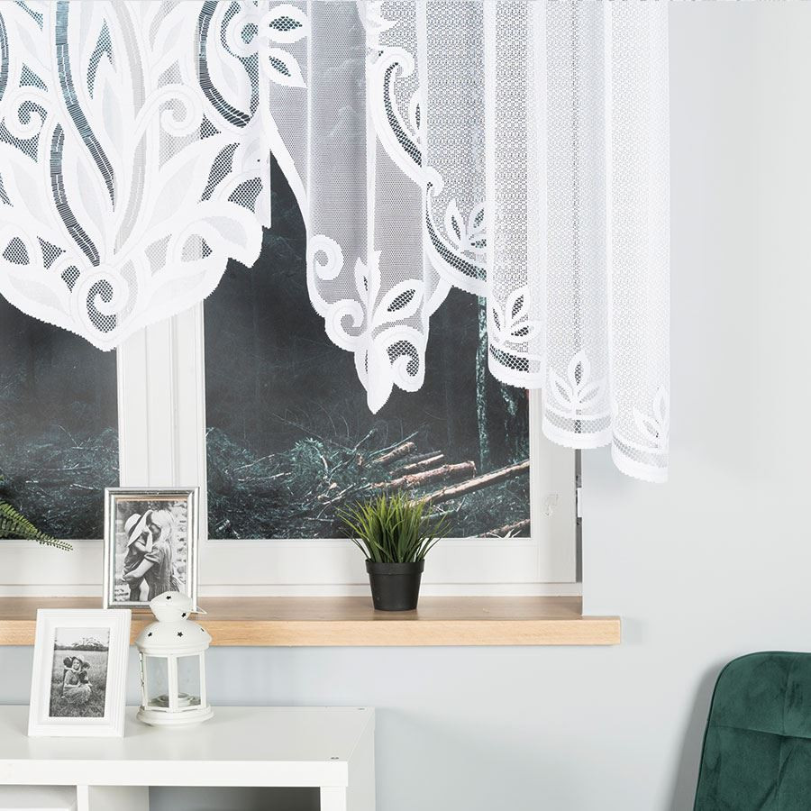 POLA - Firanka gotowa żakardowa z podcięciem na dole - 300x140 cm - kolor biały