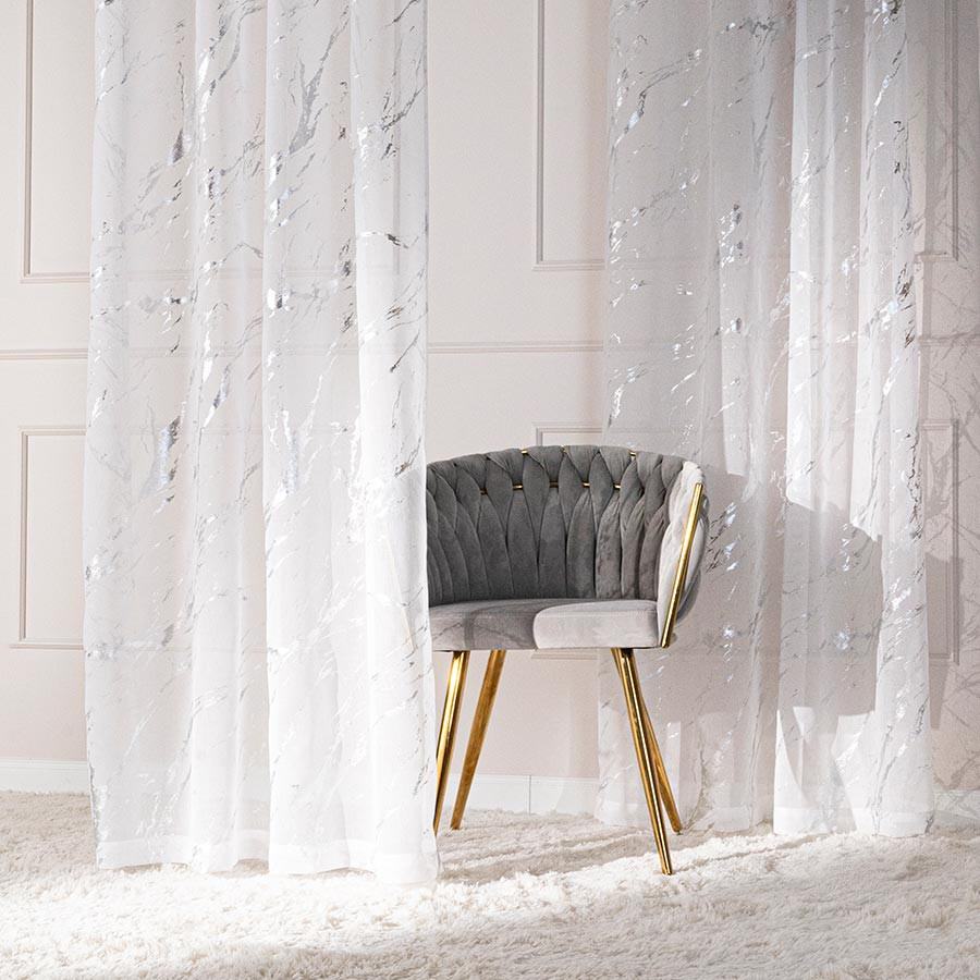 MARMA Firana gotowa na taśmie z ołowianką, szerokość 140cm x wysokość 250cm, kolor 001 biały ze srebrnym zdobieniem