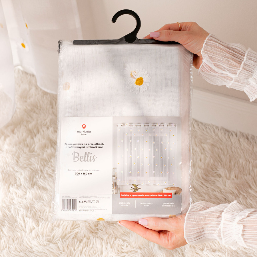 BELLIS Firana gotowa na etaminie w stokrotki, haftowana na srebrnych przelotkach, z ołowianką szerokość 300 x wysokość 160