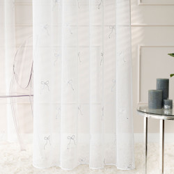 KOKARDKA Firana gotowa na etaminie, haftowana, na srebrnych przelotkach, z ołowianką, szerokość 140 x wysokość 250cm, kolo