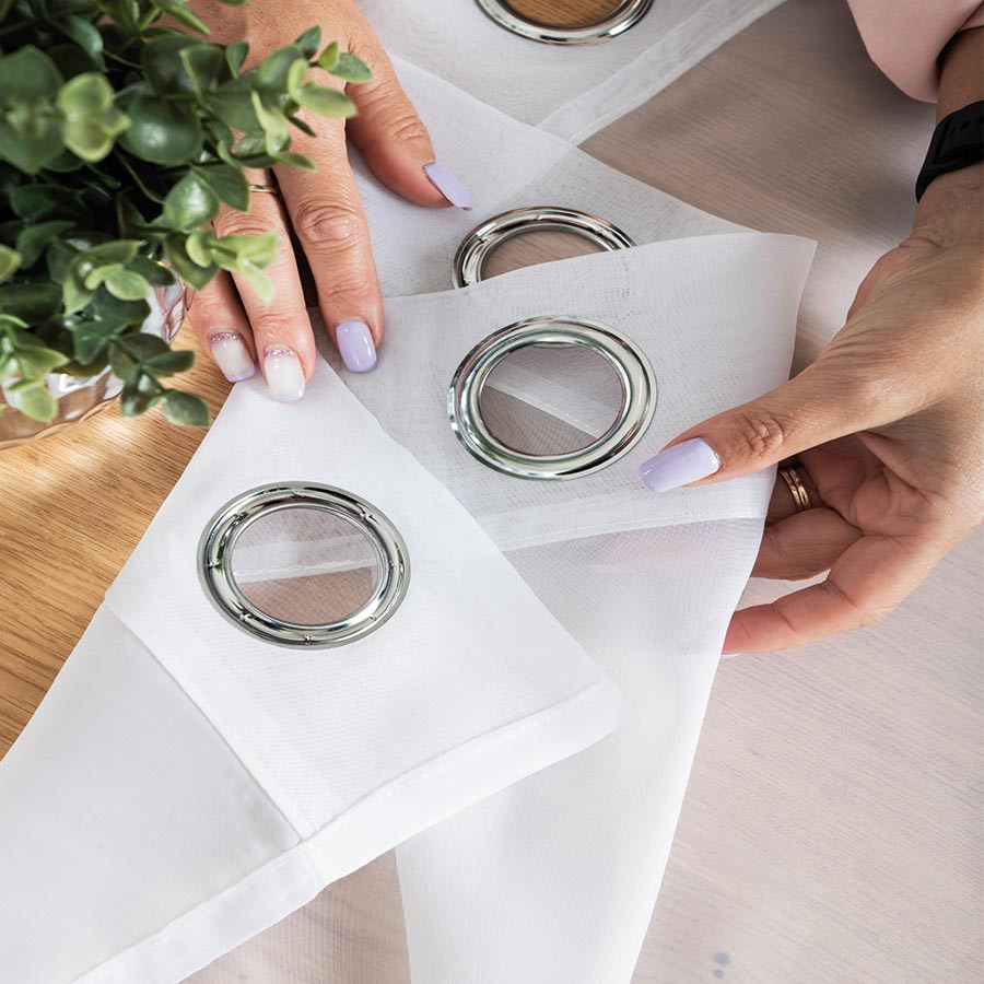 WOAL Firana gotowa na srebrnych przelotkach, szerokość 140 x wysokość 230cm, kolor 001 biały