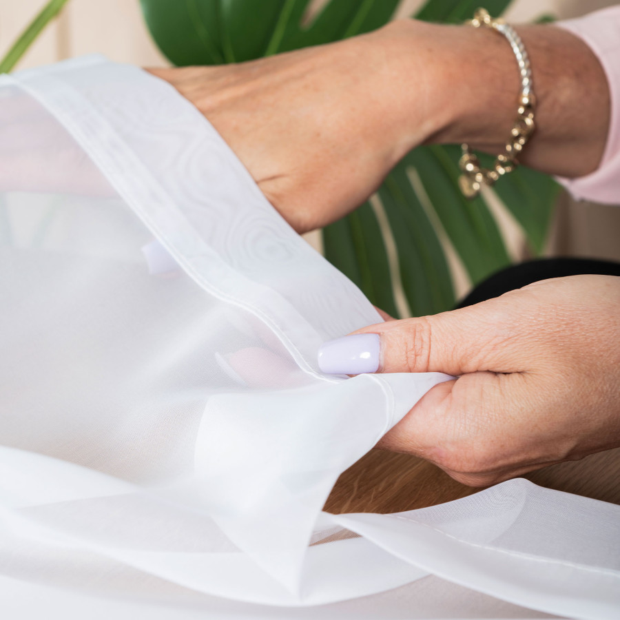 WOAL Firana gotowa na srebrnych przelotkach, szerokość 200cm x wysokość 250cm, kolor biały 001