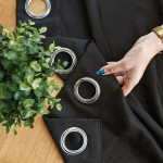 JODEŁKA zasłona gotowa na przelotkach z tkaniny czarna 140x250 cm