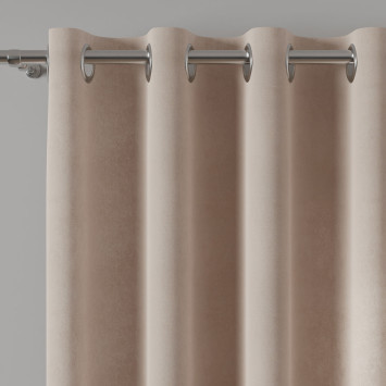 Zasłony na przelotkach