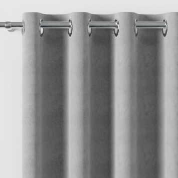 Zasłony na przelotkach