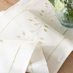 ZIELONA MELODIA Bieżnik z haftem, szerokość 38cm x wysokość 140cm, kolor 001 biały