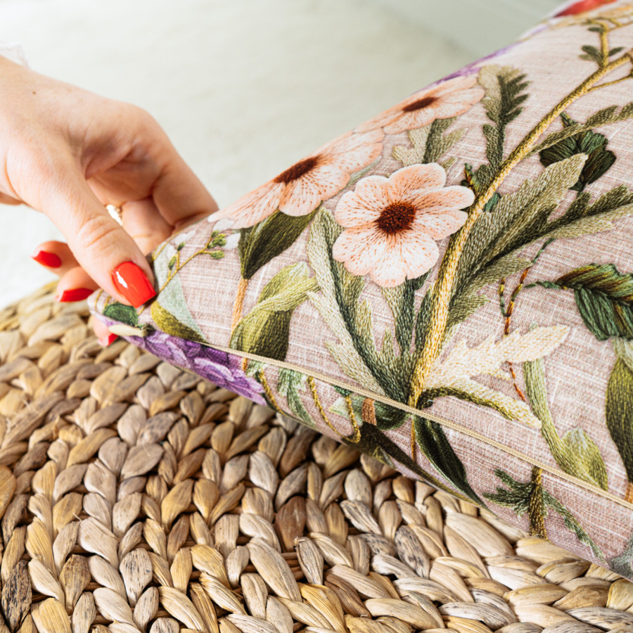 MILLY Z EFEKTEM WYSZYWANIA Poszewka dekoracyjna ADA 40x40cm, kolor 004 beżowy