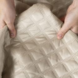 VELVI Narzuta dekoracyjna, rozmiar 170x210cm, kolor 003 jasny beżowy