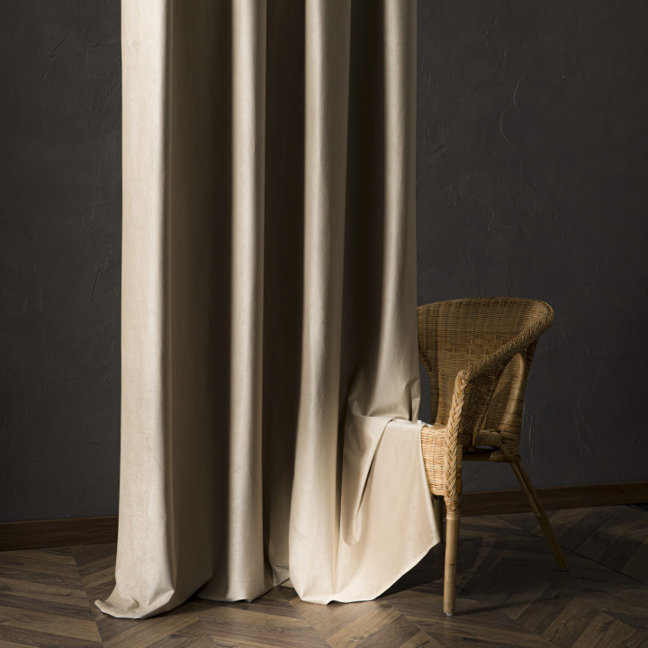 BLACKOUT VELVET Zasłona gotowa na przelotkach, szerokość 140cm x wysokość 250cm, kolor 001 ciemny beżowy 