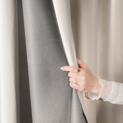 BLACKOUT VELVET Zasłona gotowa na przelotkach, szerokość 140cm x wysokość 230cm, kolor 016 kremowy