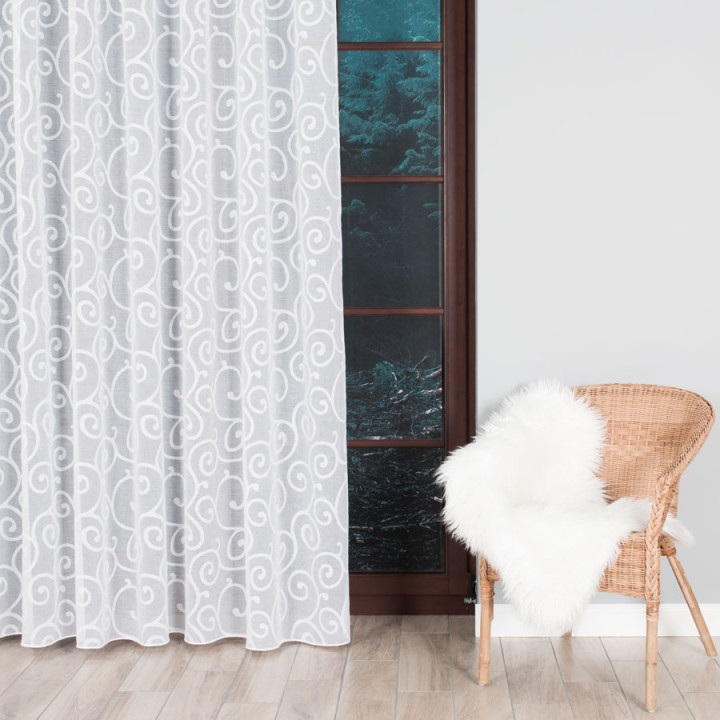 000013 Firanka gotowa na taśmie z batystu · biały · 500x270 cm