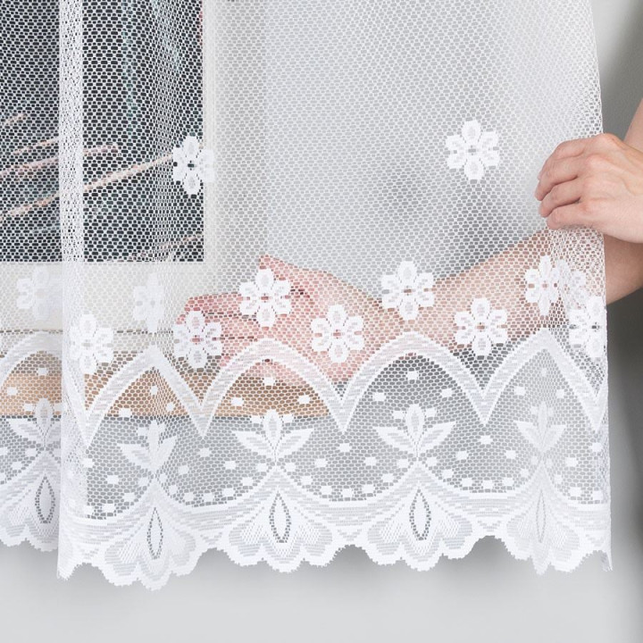 Firanka żakardowa ze wzorem pasowym, wysokość 110cm, kolor 001 biały