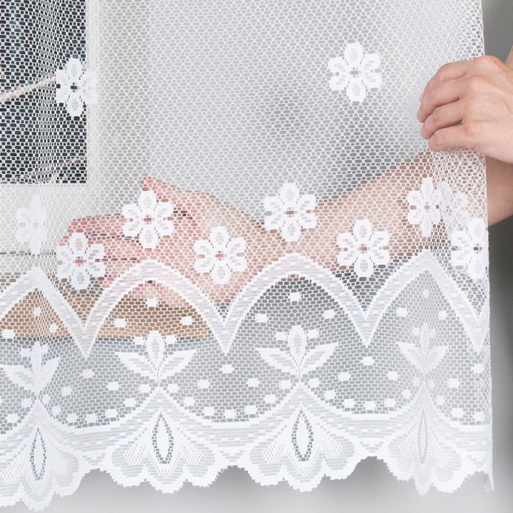 Firanka żakardowa ze wzorem pasowym, wysokość 140cm, kolor 001 biały