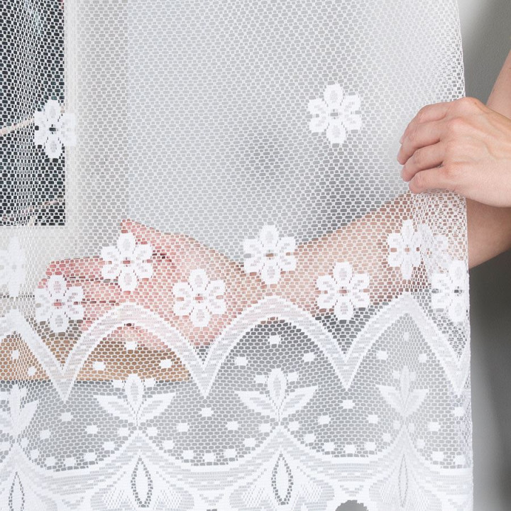 Firanka żakardowa ze wzorem pasowym, wysokość 150cm, kolor 001 biały