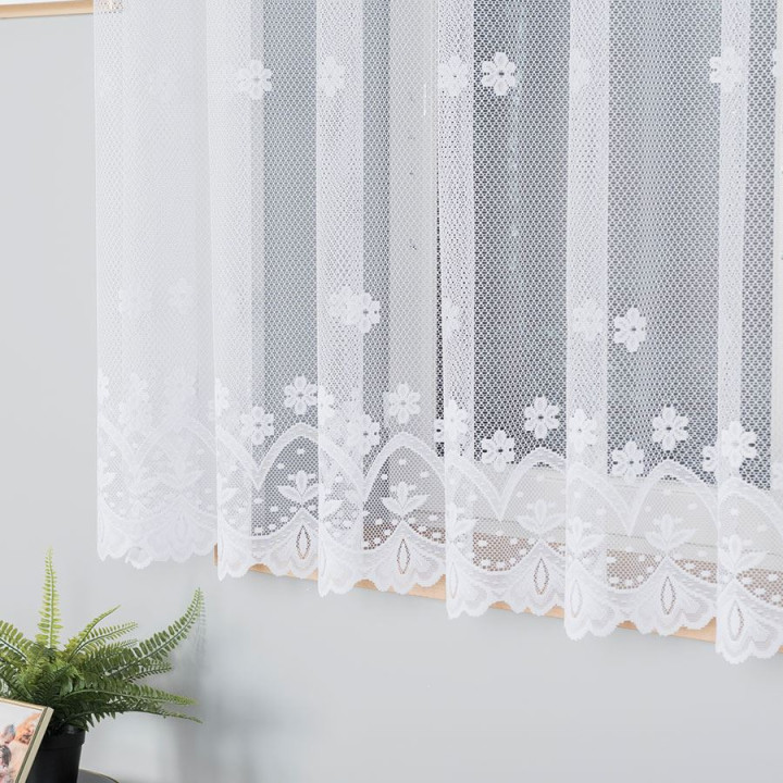 Firanka żakardowa ze wzorem pasowym, wysokość 150cm, kolor 001 biały