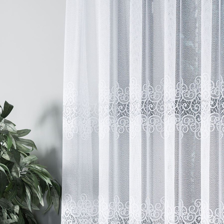 VIOLETTA Firanka żakardowa ze wzorem pasowym, wysokość 150cm, kolor 001 biały