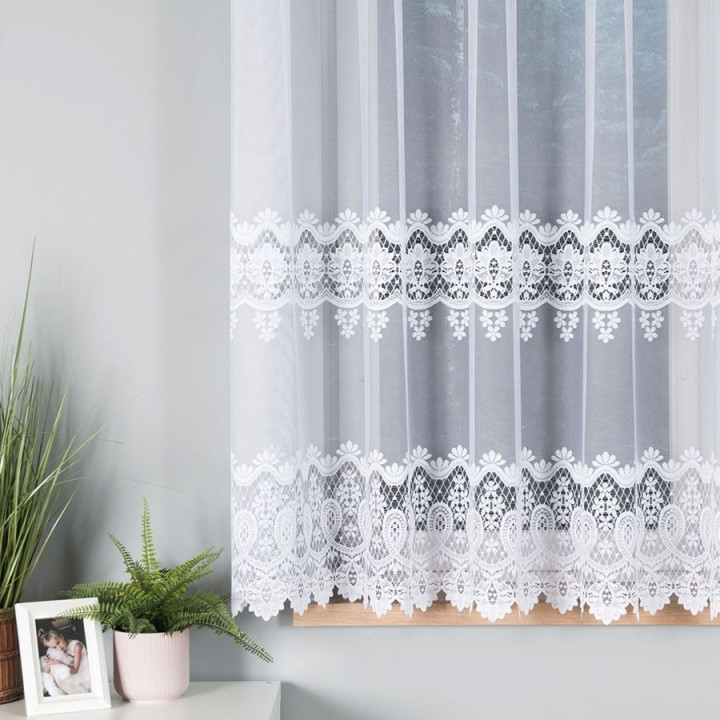 Firanka żakardowa ze wzorem pasowym, wysokość 160cm, kolor 001 biały