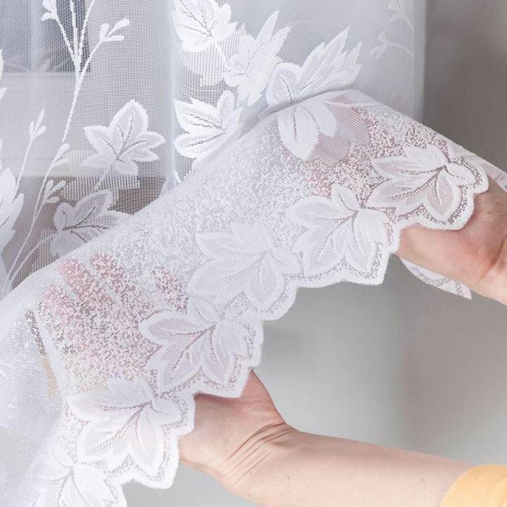 Firanka żakardowa ze wzorem po całości, wysokość 150cm, kolor 001 biały