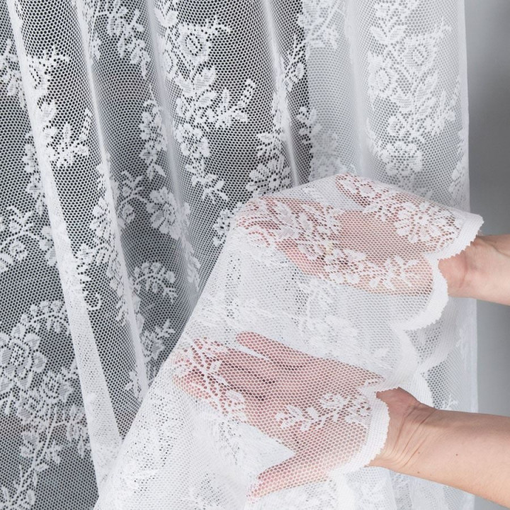 Firanka żakardowa ze wzorem po całości, wysokość 250cm, kolor 001 biały