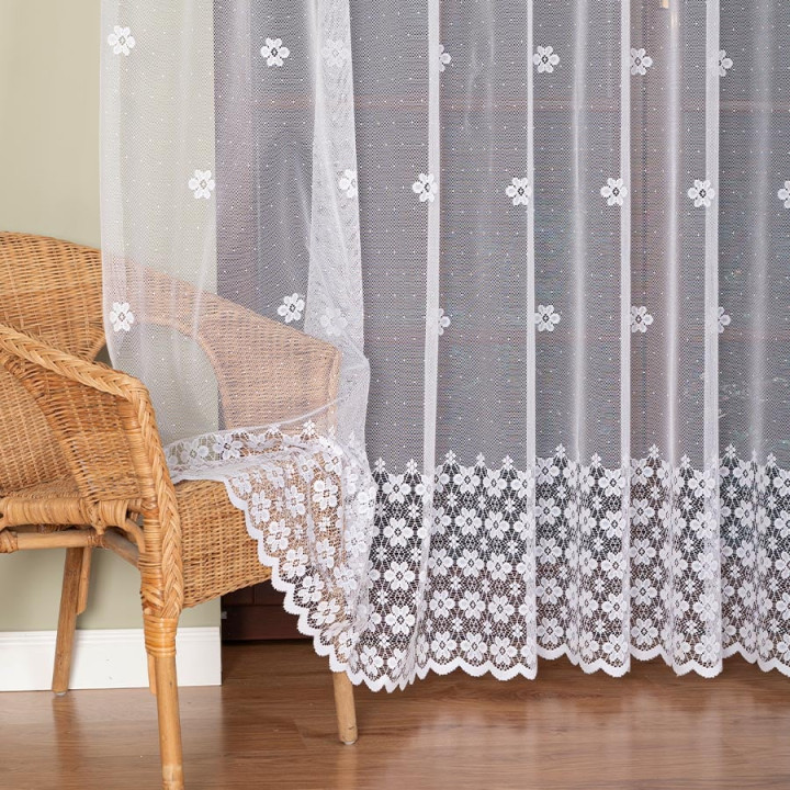 Firanka żakardowa ze wzorem pasowym, wysokość 250cm, kolor 001 biały