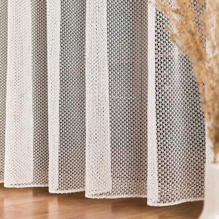 Firanka typu bukla, wysokość 300cm, kolor 010 off white