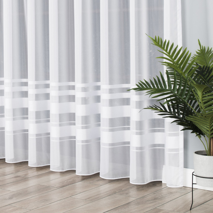 Firanka fantazyjna z ołowianką, wysokość 320cm, kolor 001 biały